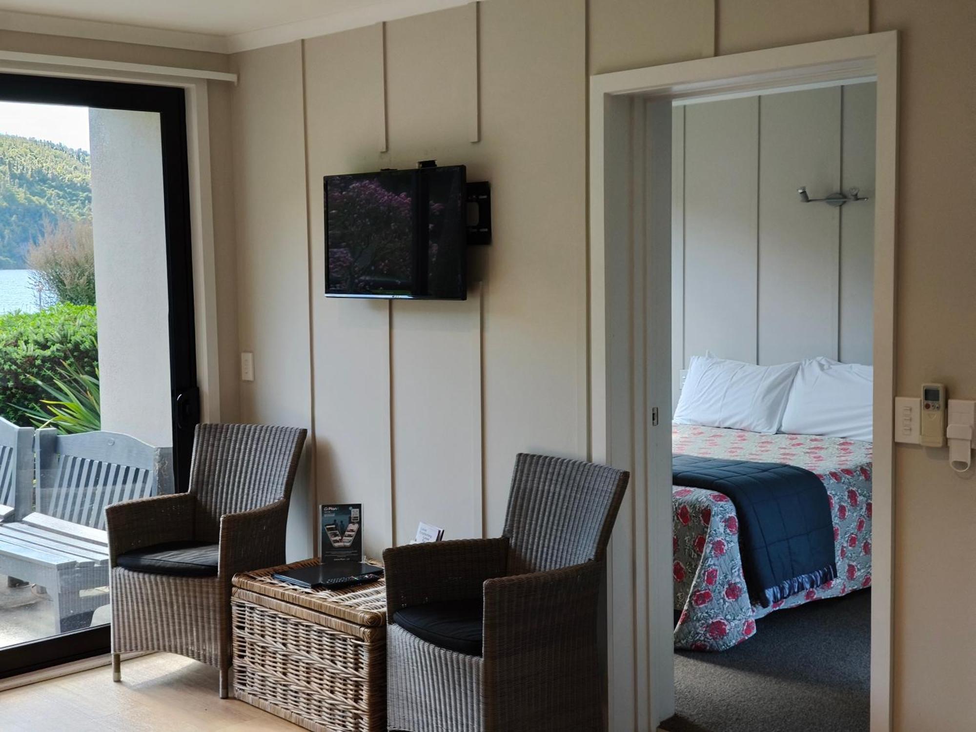 Braxmere Lodge Tokaanu Ngoại thất bức ảnh