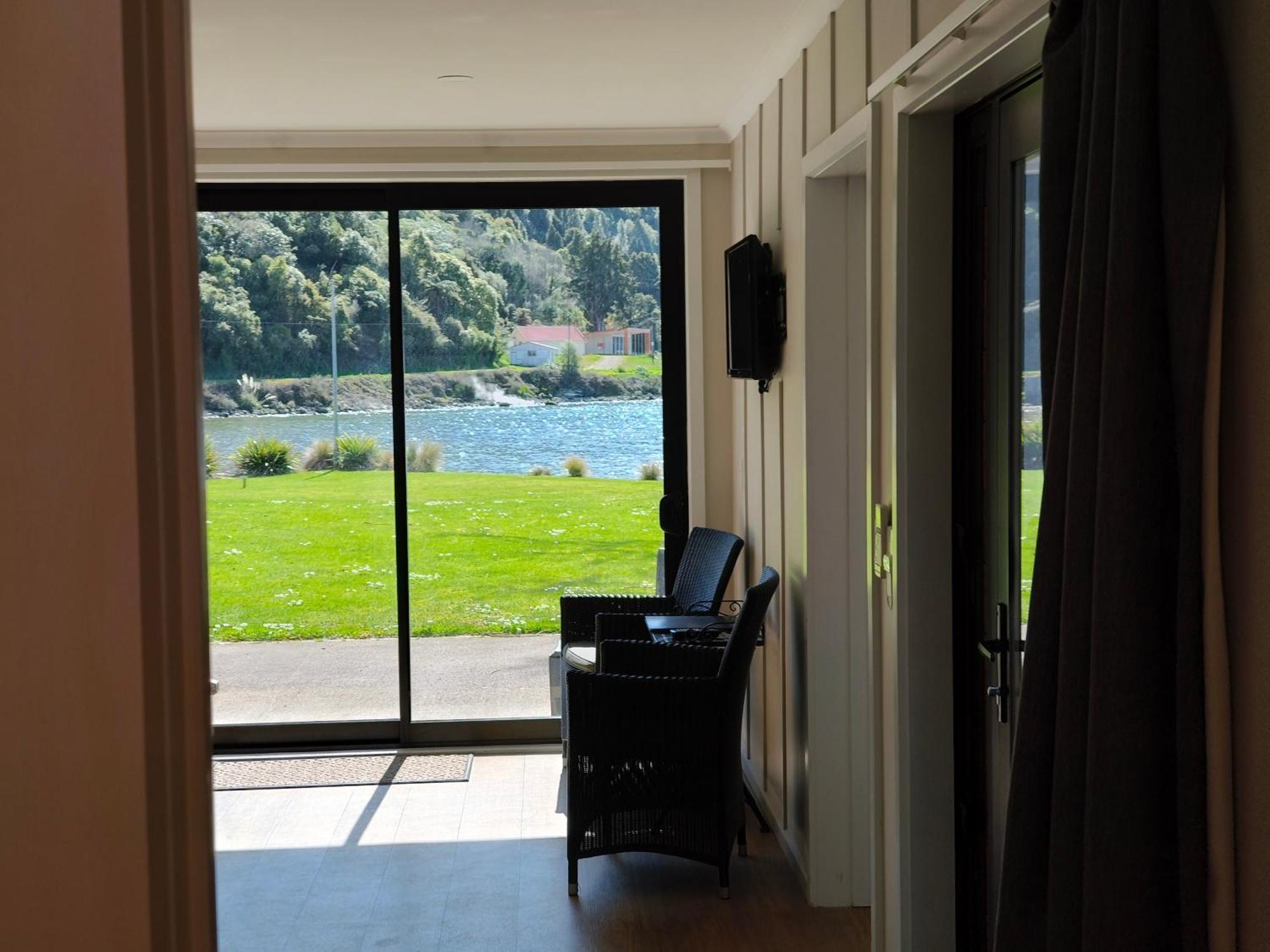 Braxmere Lodge Tokaanu Ngoại thất bức ảnh